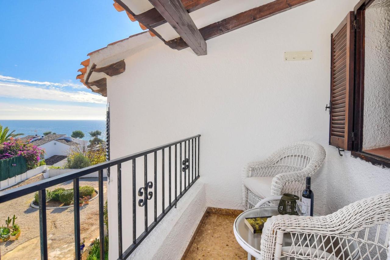 Bungalow With Seaviews In Moraira Теулада Экстерьер фото